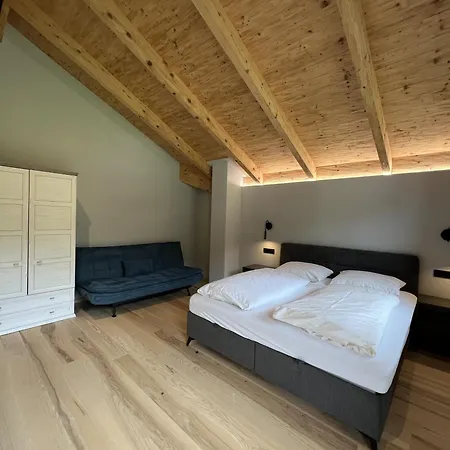 Schlossalm Bis 9 Personen *