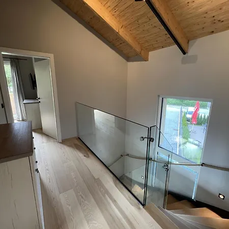 Schlossalm Bis 9 Personen *