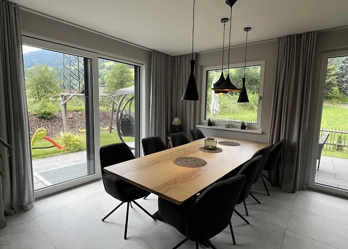 Schlossalm Bis 9 Personen *